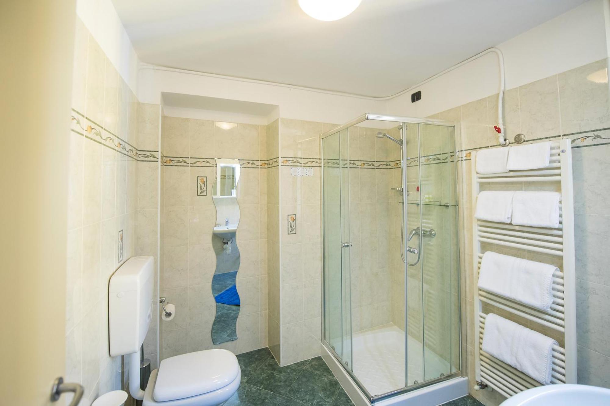 Apartamento Il Borgo Monolocali Bellagio Exterior foto